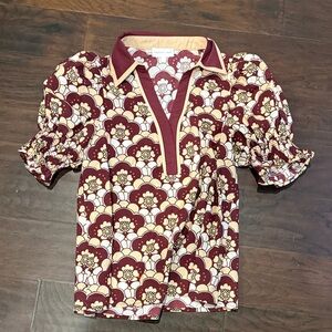 Entro Printed Puff Sleeve Polo Top in Burgundy & Cream small
